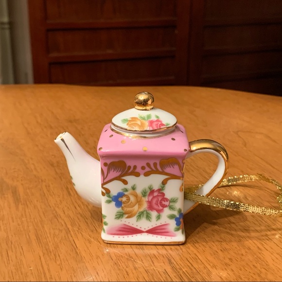 Victoria’s Garden Accents Victorias Garden Miniature Floral Teapot